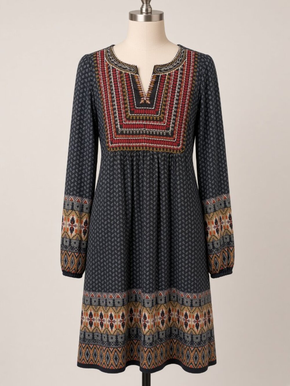 White Mark Women's Atarah Small Embroidered Sweater Dress